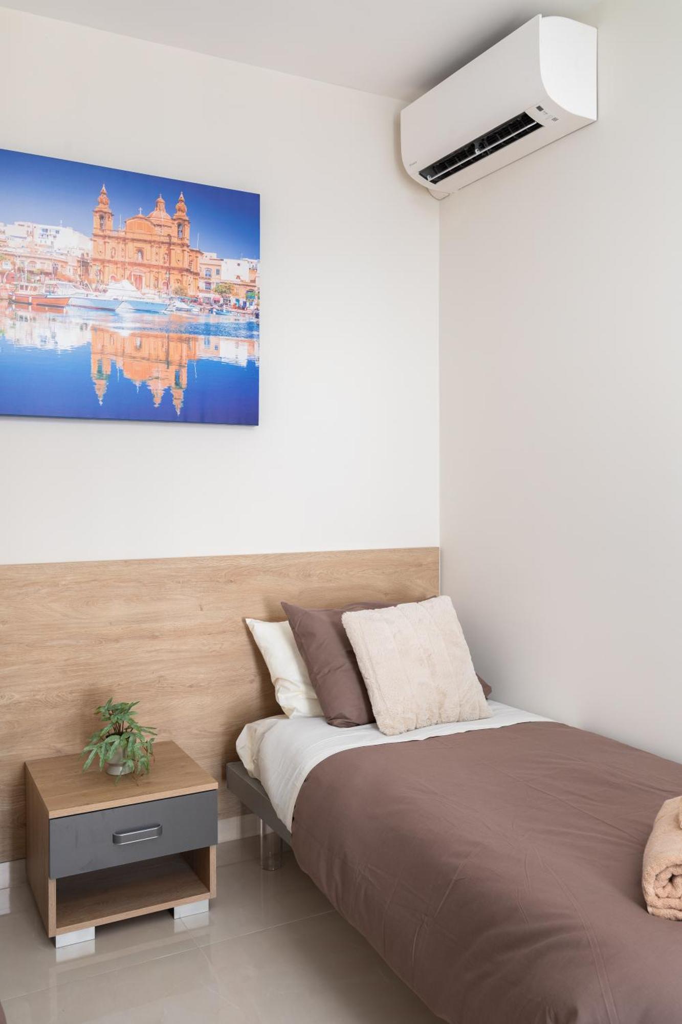Edka Suites - Modern Sunlit 2Bd Apartments With Balconies - Close To Sliema Promenade, St Julian'S & St Georges Bay Gżira Kültér fotó