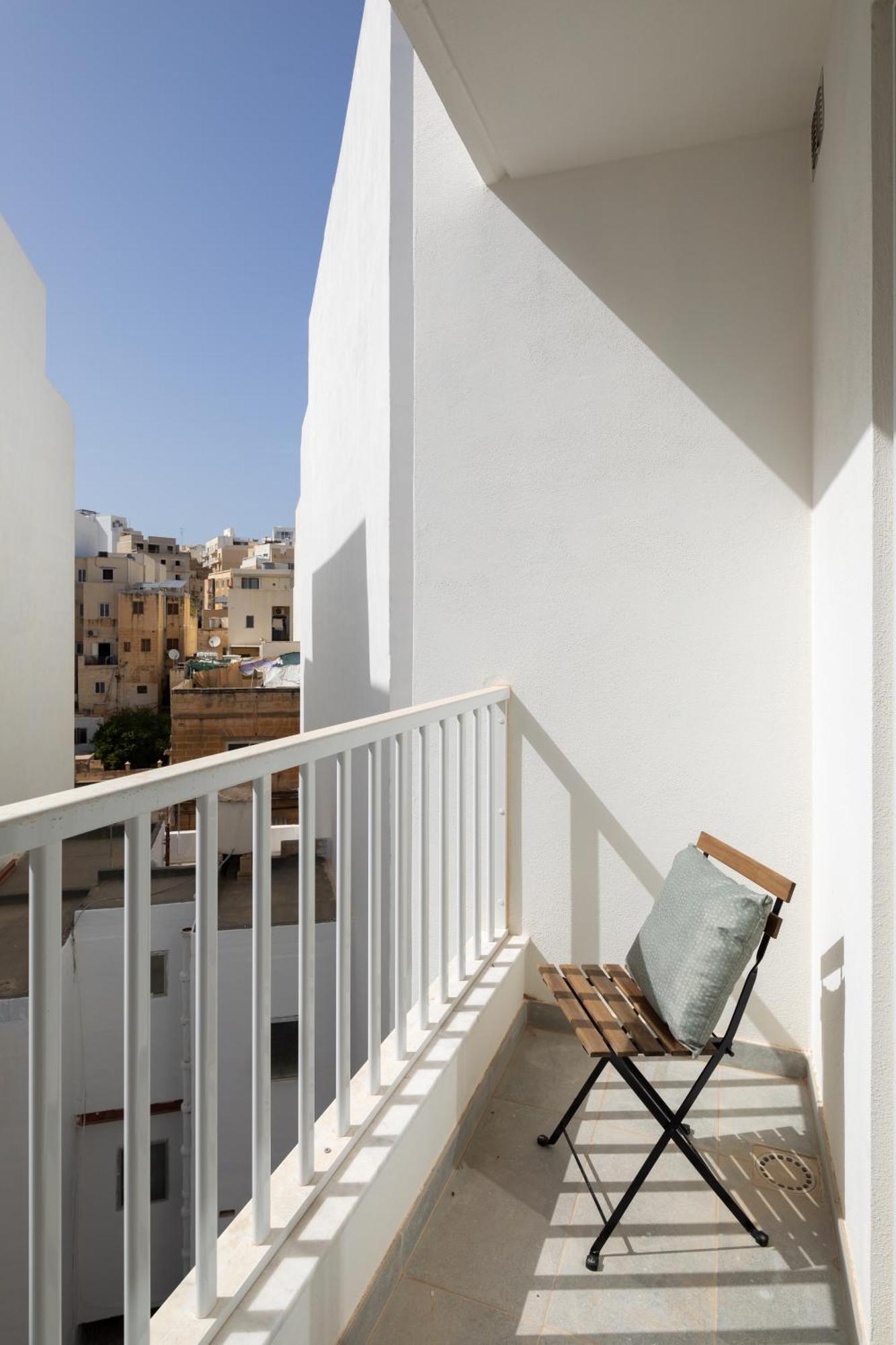 Edka Suites - Modern Sunlit 2Bd Apartments With Balconies - Close To Sliema Promenade, St Julian'S & St Georges Bay Gżira Kültér fotó