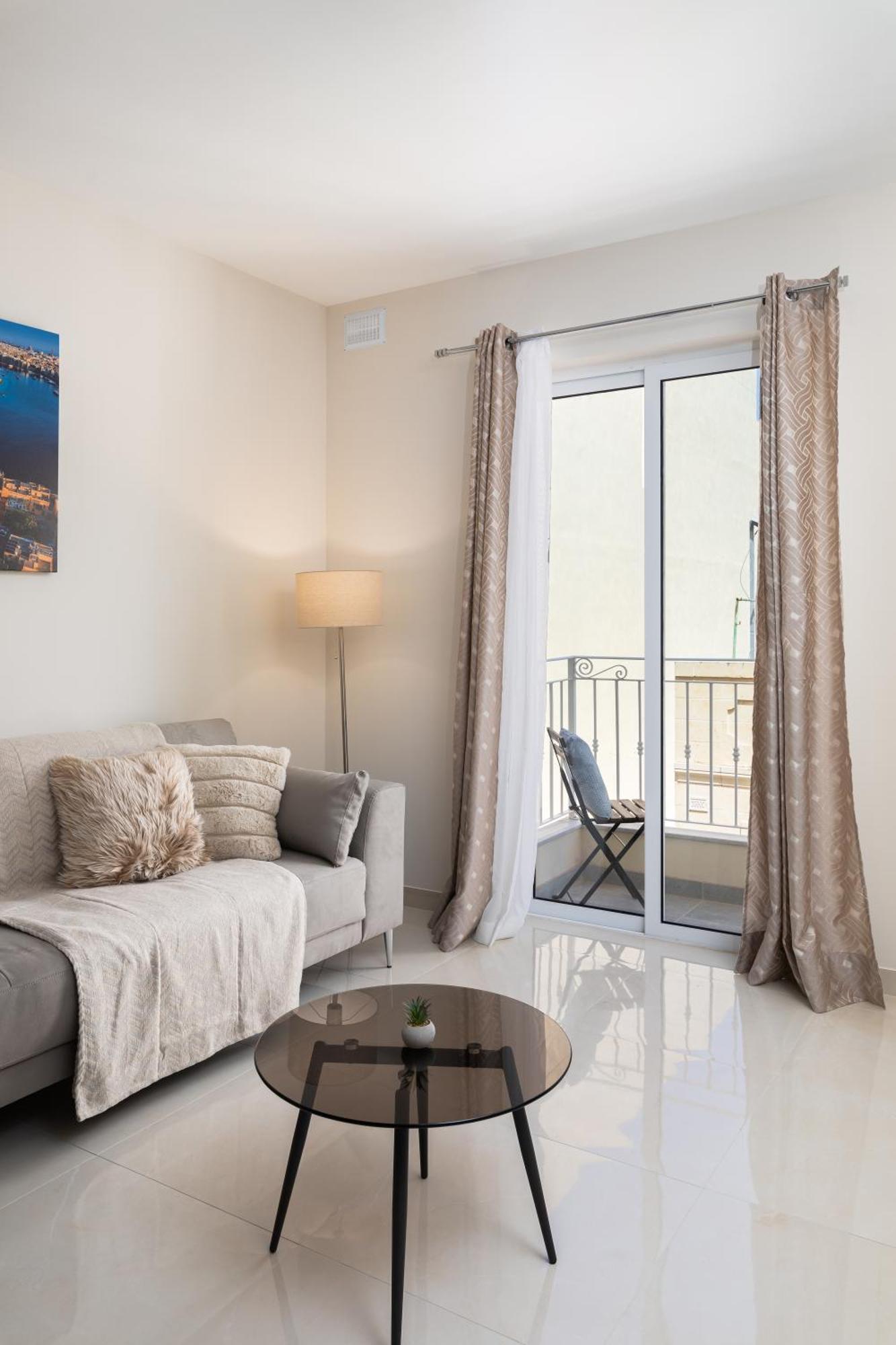 Edka Suites - Modern Sunlit 2Bd Apartments With Balconies - Close To Sliema Promenade, St Julian'S & St Georges Bay Gżira Kültér fotó